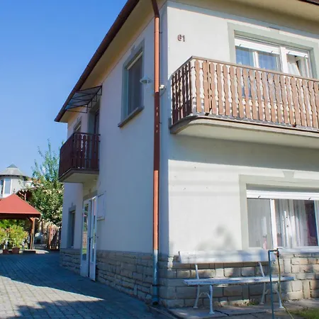 Πανσιόν Haus Margit